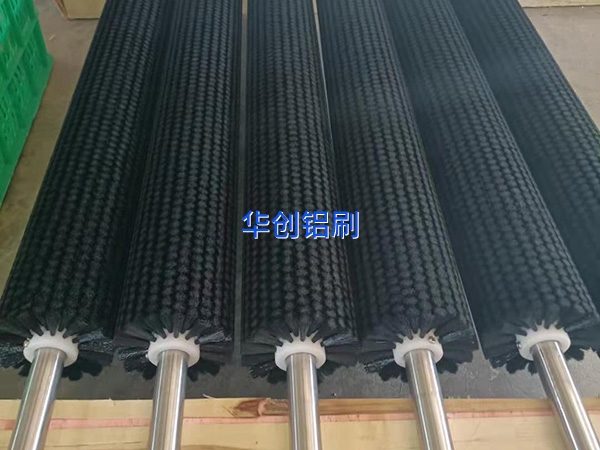 工業(yè)毛刷輥在產(chǎn)品去毛刺中的應用