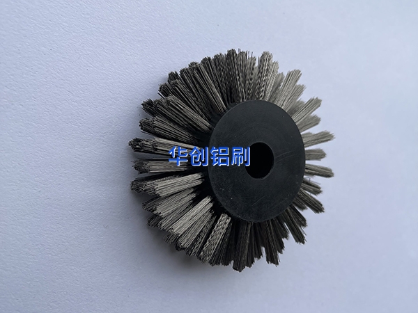 鋼絲刷輥的特點(diǎn)用途有哪些？